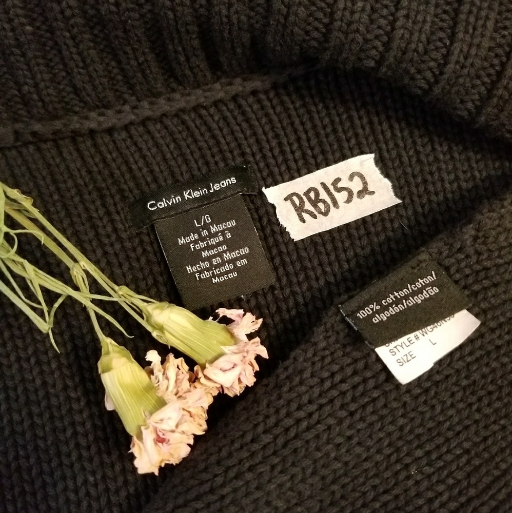 🌻🌺🌻CALVIN KLEIN BELL SLEEVE KNIT SWEATER!! - Picture 5 of 6